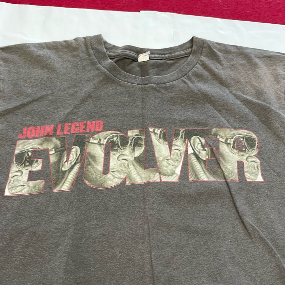John Legend MEDIUM GRAY Concert T shirt Evolver concert summer fall 2009 mens M
